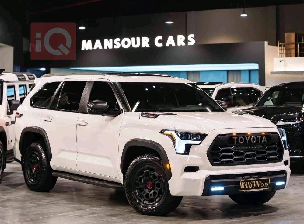 تويوتا سيكويا